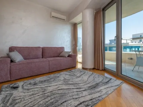 Rent, apartment, 100m², Centar, Podgorica - image 7