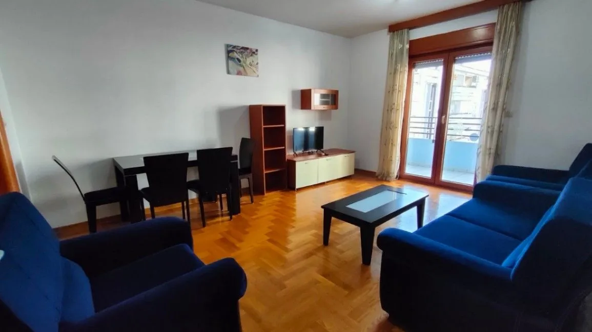 Izdavanje, jednosoban stan, 56m², Podgorica, Crna Gora