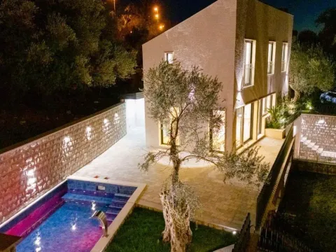 Prodaja, kuća, 240m², Kamenovo, Budva - image 41