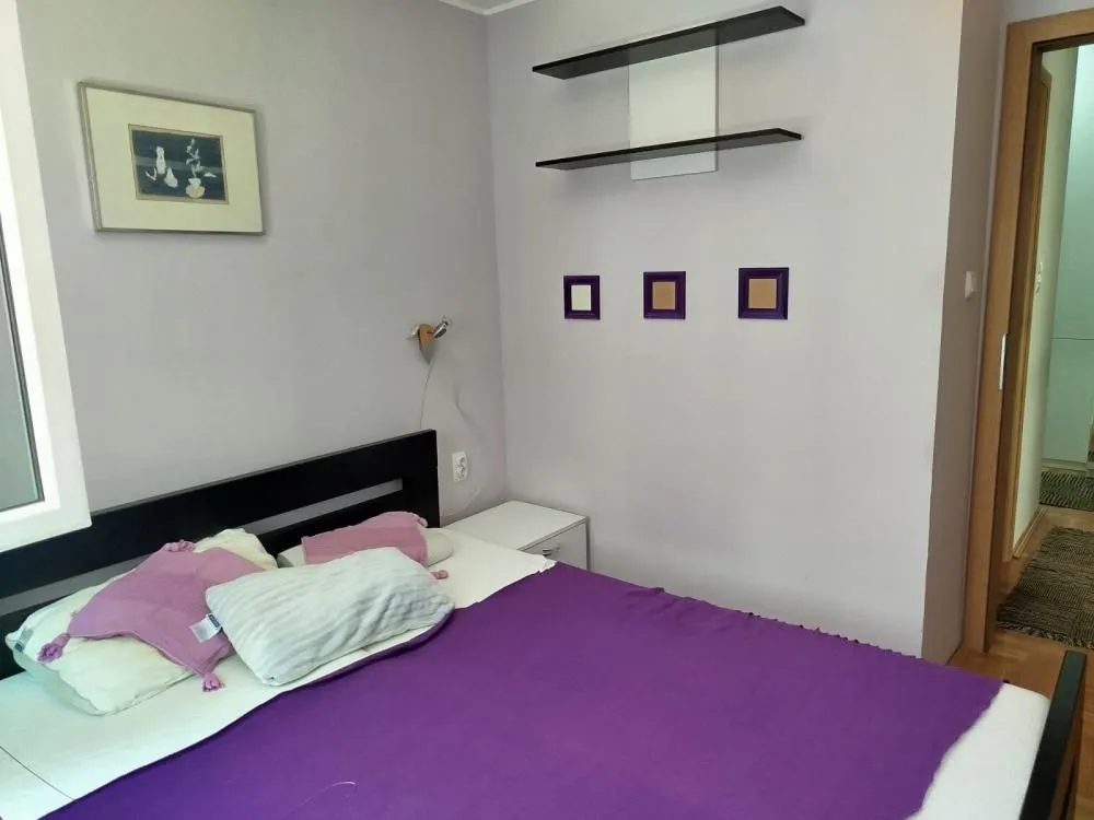 Prodaja, trosoban stan, 74m², Vojvode Vlahovica, Beograd