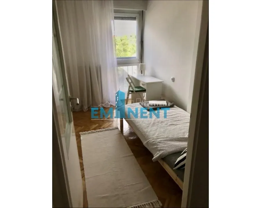 Rent, four bedroom apartment, 76m², Profesorska Kolonija, Palilula Sve Podlokacije