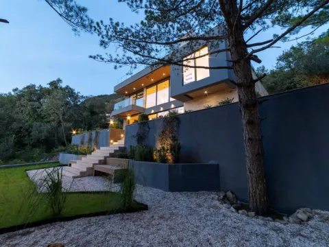 Prodaja, kuća, 480m², Kavač, Kotor - image 96