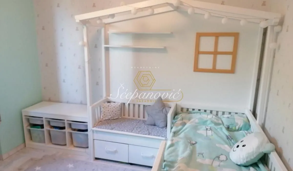 Prodaja, trosoban stan, 83m², Rotkvarija, Novi Sad Sve Podlokacije