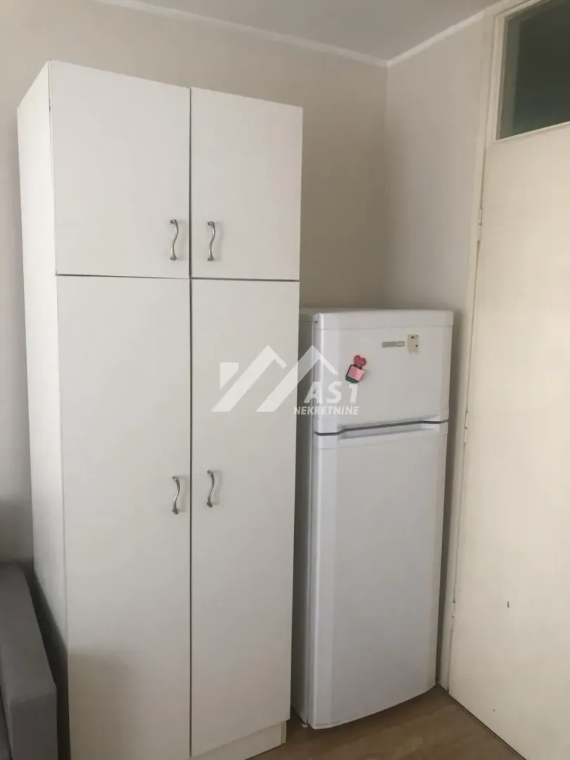 Izdavanje, jednosoban stan, 29m², Liman 3, Novi Sad Sve Podlokacije