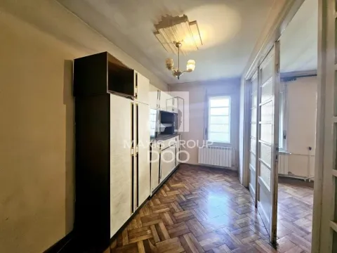 Prodaja, trosoban stan, 77m², Stari Grad, Beograd - image 8