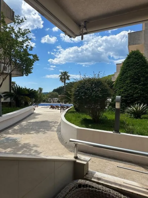 Sale, one bedroom apartment, 60m², Pržno, Budva