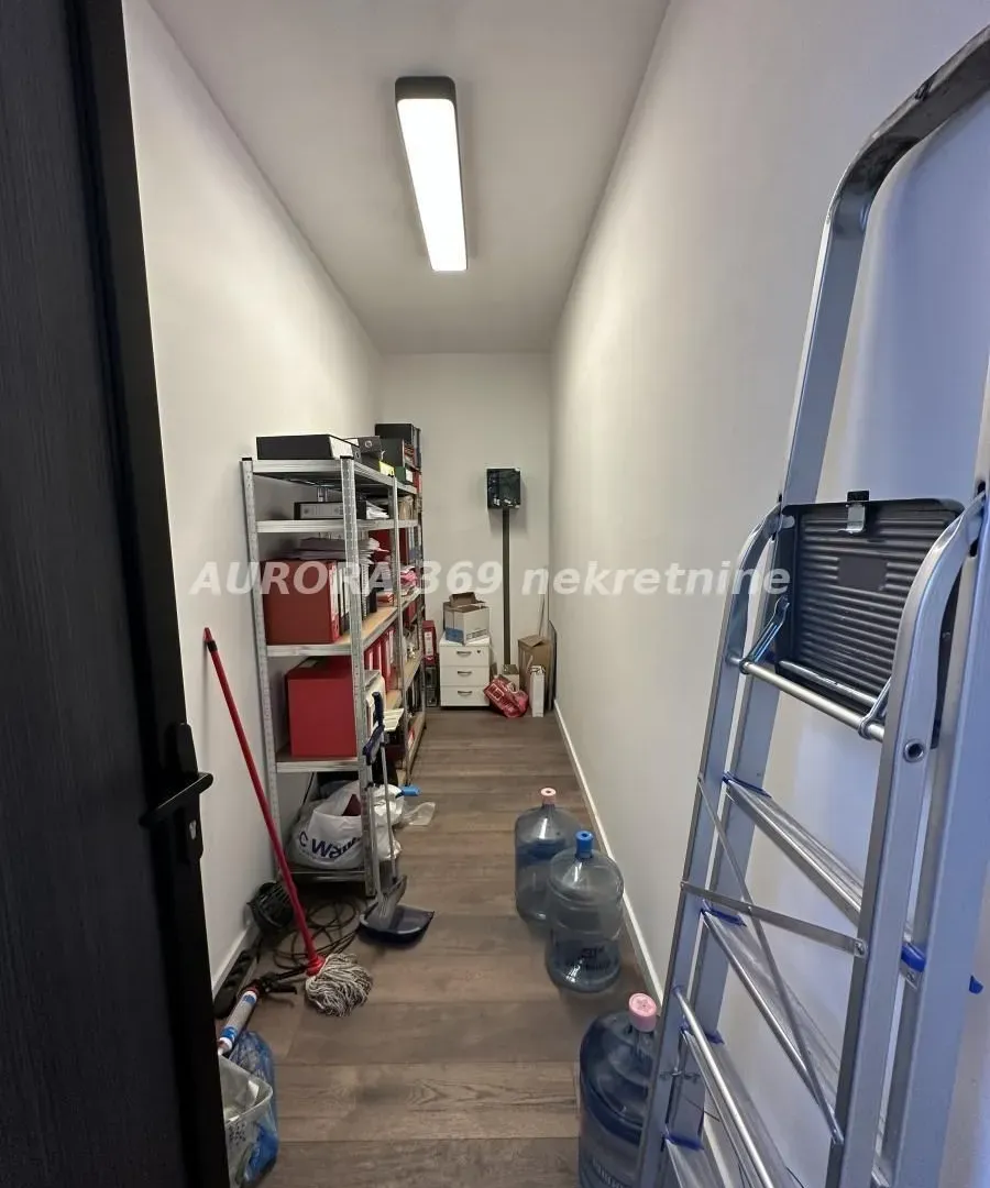 Sale, office space, 600m², Klisa, Novi Sad Sve Podlokacije