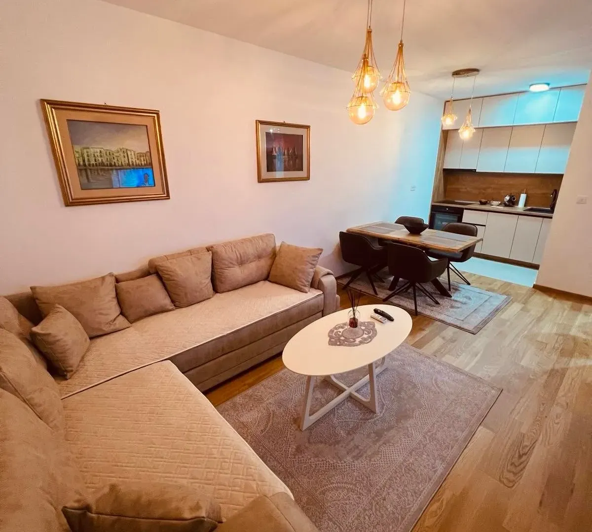 Izdavanje, jednosoban stan, 47m², City Kvart, Podgorica