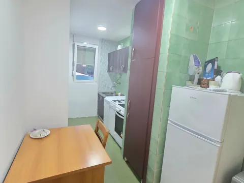 Rent, two bedroom apartment, 65m², Blok 5, Podgorica - image 5