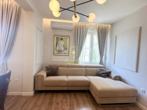 Prodaja, jednosoban stan, 40m², Tološi, Podgorica