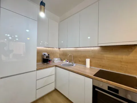 Stan-na-dan, jednosoban stan, 55m², Centar, Bar - image 3