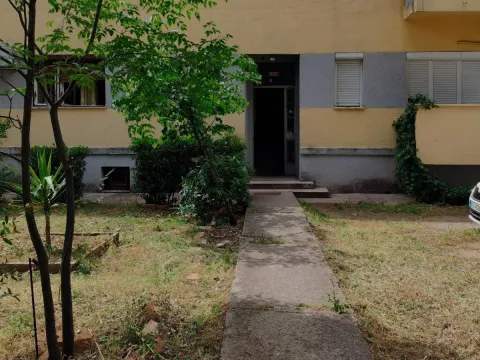Izdavanje, stan, 27m², Pobrežje, Podgorica - image 4