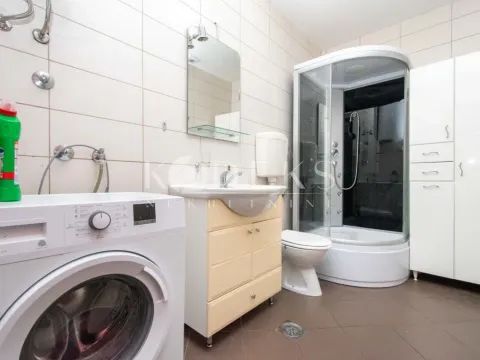 Izdavanje, jednosoban stan, 57m², 1 maj, Podgorica - image 9