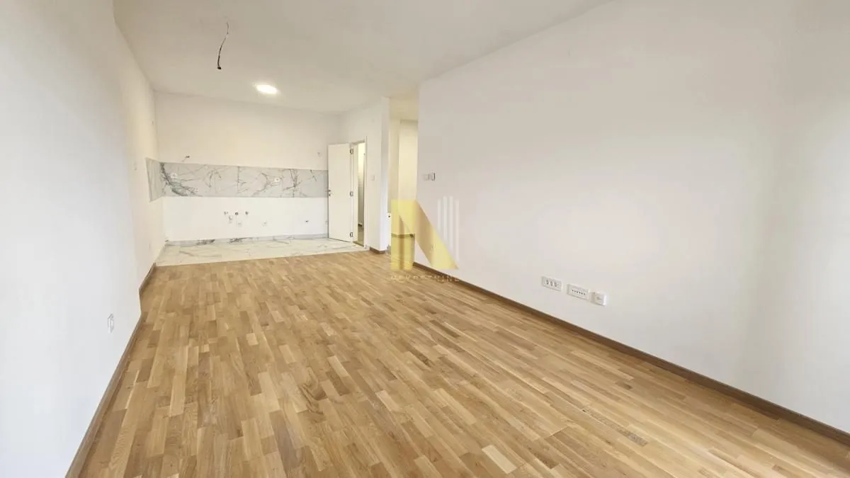 Rent, four bedroom apartment, 96m², Avijatičarsko naselje, Novi Sad Sve Podlokacije