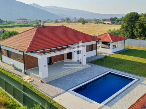 Prodaja, kuća, 200m², Podgorica, Crna Gora - image 8