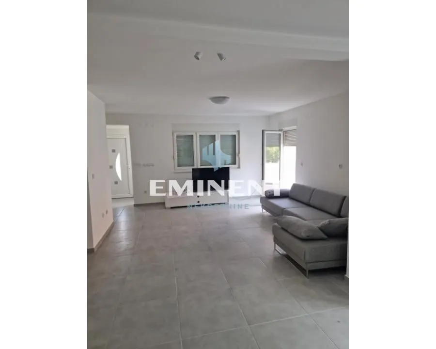 Rent, house, 220m², Mirijevo 1, Mirijevo Sve Podlokacije