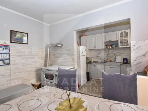 Prodaja, kuća, 260m², Stari Aerodrom, Podgorica - image 8