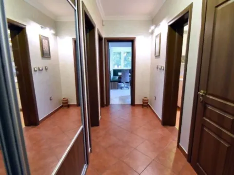 Sale, house, 175m², Podgorica, Crna Gora - image 3