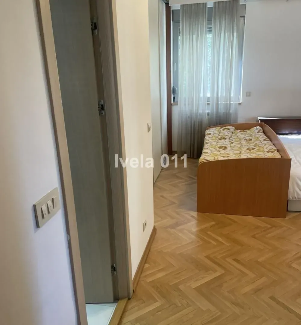 Sale, two bedroom apartment, 71m², Voždovac Sve Podlokacije, Beograd