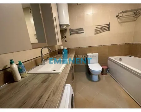 Izdavanje, trosoban stan, 80m², Autokomanda, Voždovac Sve Podlokacije - image 15