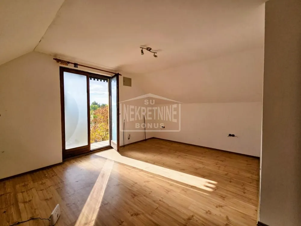 Prodaja, kuća, 111m², Peščara, Subotica