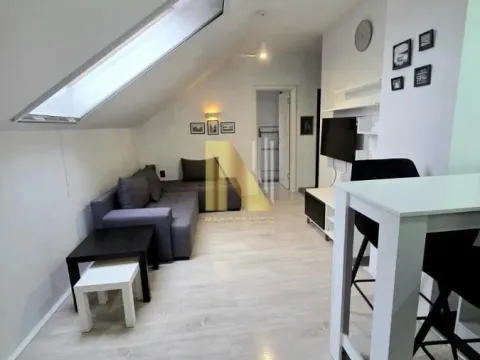 Stan in Nova Detelinara