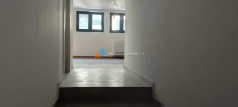 Izdavanje, trosoban stan, 80m², Fon (Fon - Bilećka), Voždovac Sve Podlokacije - image 11