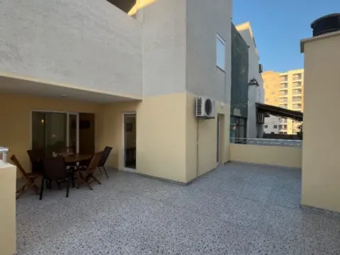 Izdavanje, trosoban stan, 132m², Centar, Bar - image 3