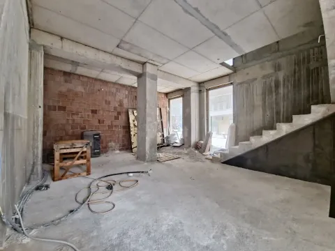 Rent, office space, 353m², Budva, Crna Gora - image 12