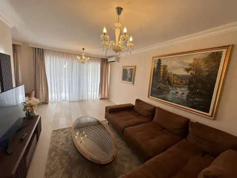 Rent, three bedroom apartment, 101m², Podgorica, Crna Gora - image 2
