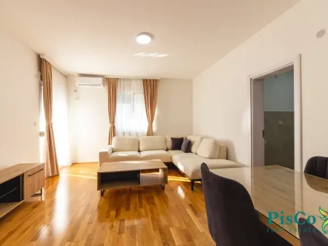 Izdavanje, dvosoban stan, 63m², Blok 9, Podgorica - image 5