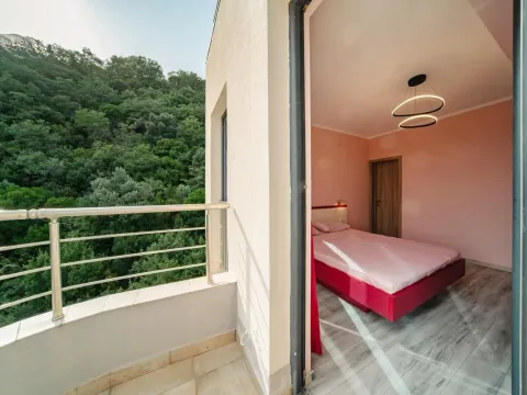 Prodaja, trosoban stan, 257m², Bečići, Budva - image 23
