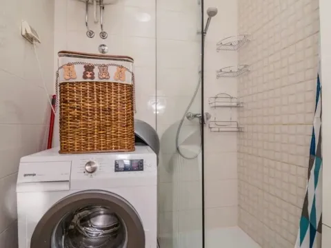 Izdavanje, jednosoban stan, 49m², City Kvart, Podgorica - image 7