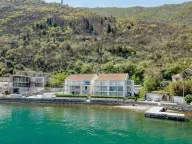 Sale, two bedroom apartment, 100m², Stoliv, Kotor - image 1