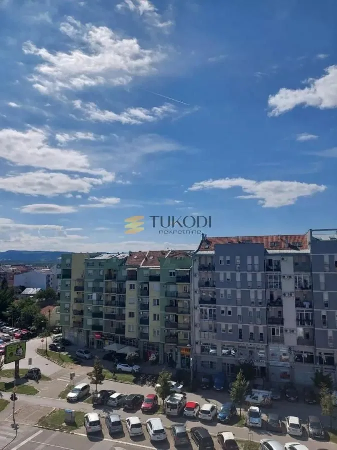 Izdavanje, garsonjera, 21m², Bulevar Evrope, Novi Sad Sve Podlokacije