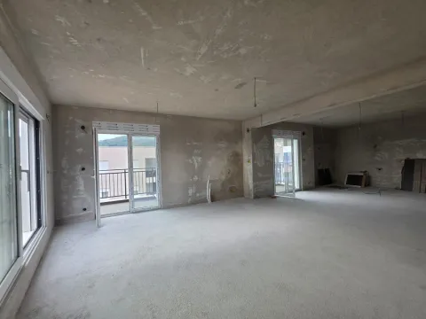 Prodaja, trosoban stan, 165m², Budva, Crna Gora - image 18