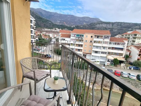 Izdavanje, dvosoban stan, 65m², Rozino, Budva - image 6