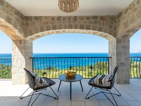 Sale, house, 374m², Drobni pijesak, Budva - image 29