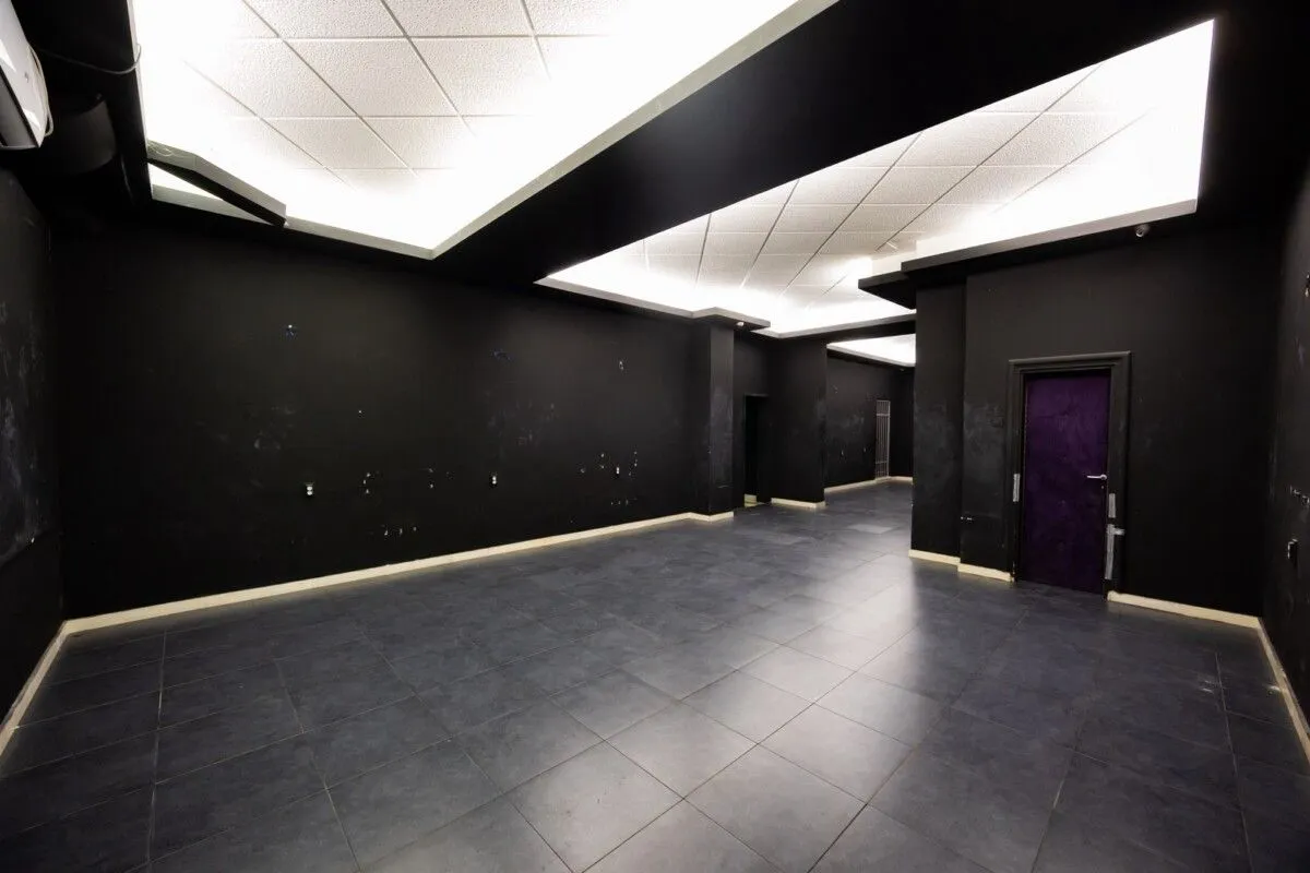 Izdavanje, poslovni prostor, 150m², Preko Morače, Podgorica