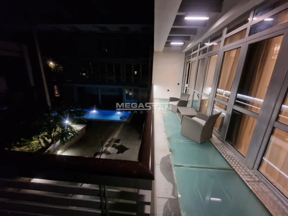 Rent, four bedroom apartment, 148m², Savski Venac, Beograd