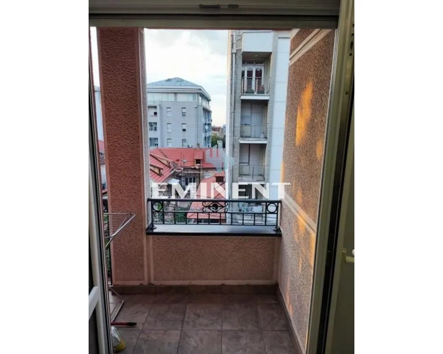 Rent, two bedroom apartment, 42m², Crveni Krst, Beograd