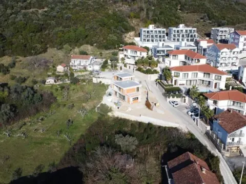 Prodaja, plac, 700m², Tivat, Crna Gora - image 4