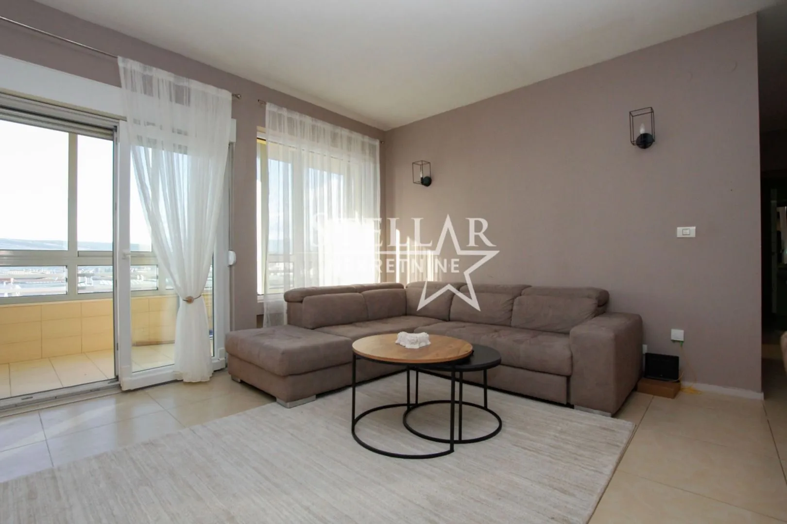 Rent, two bedroom apartment, 68m², City Kvart, Podgorica