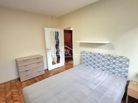 Rent, one bedroom apartment, 40m², Karaburma, Palilula Sve Podlokacije - image 10