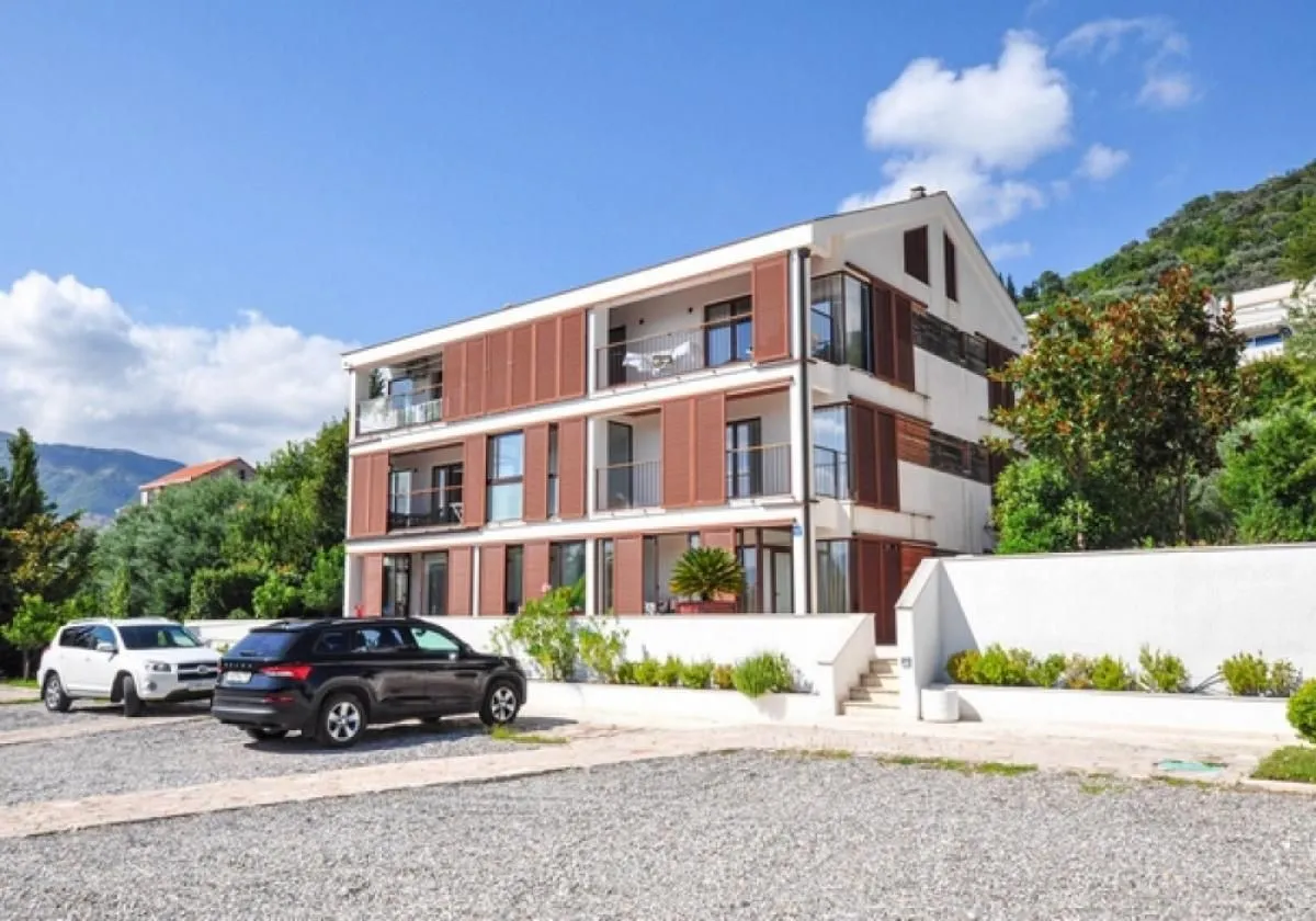Sale, three bedroom apartment, 92m², Donja Lastva, Tivat