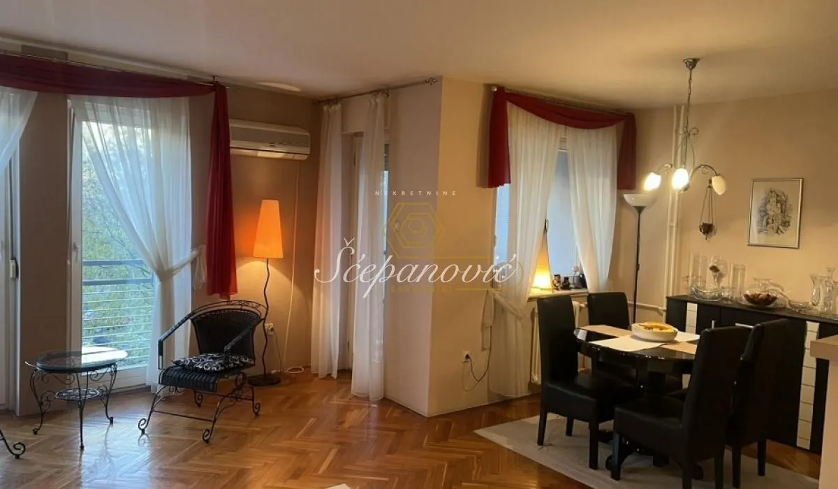 Prodaja, trosoban stan, 85m², Bulevar Oslobodjenja, Novi Sad Sve Podlokacije