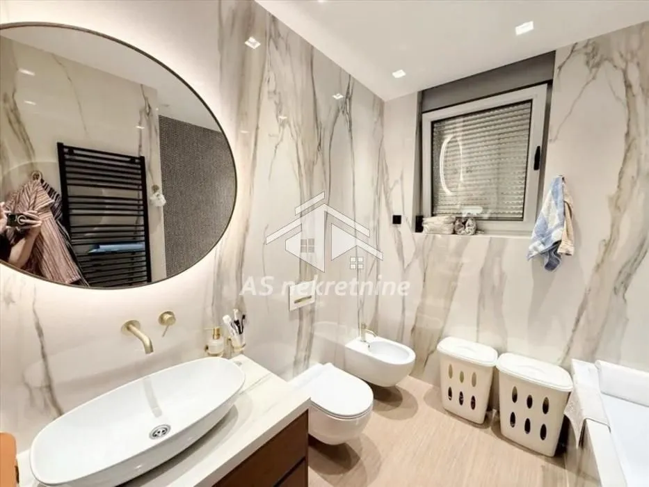 Prodaja, stan, 113m², Savski Venac, Beograd
