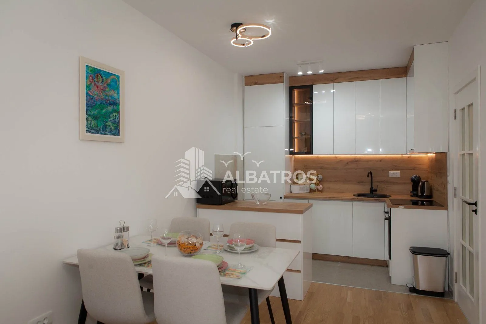 Izdavanje, jednosoban stan, 43m², Ilino, Bar