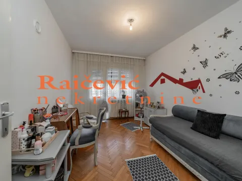 Izdavanje, trosoban stan, 88m², Voždovac, Voždovac Sve Podlokacije - image 9
