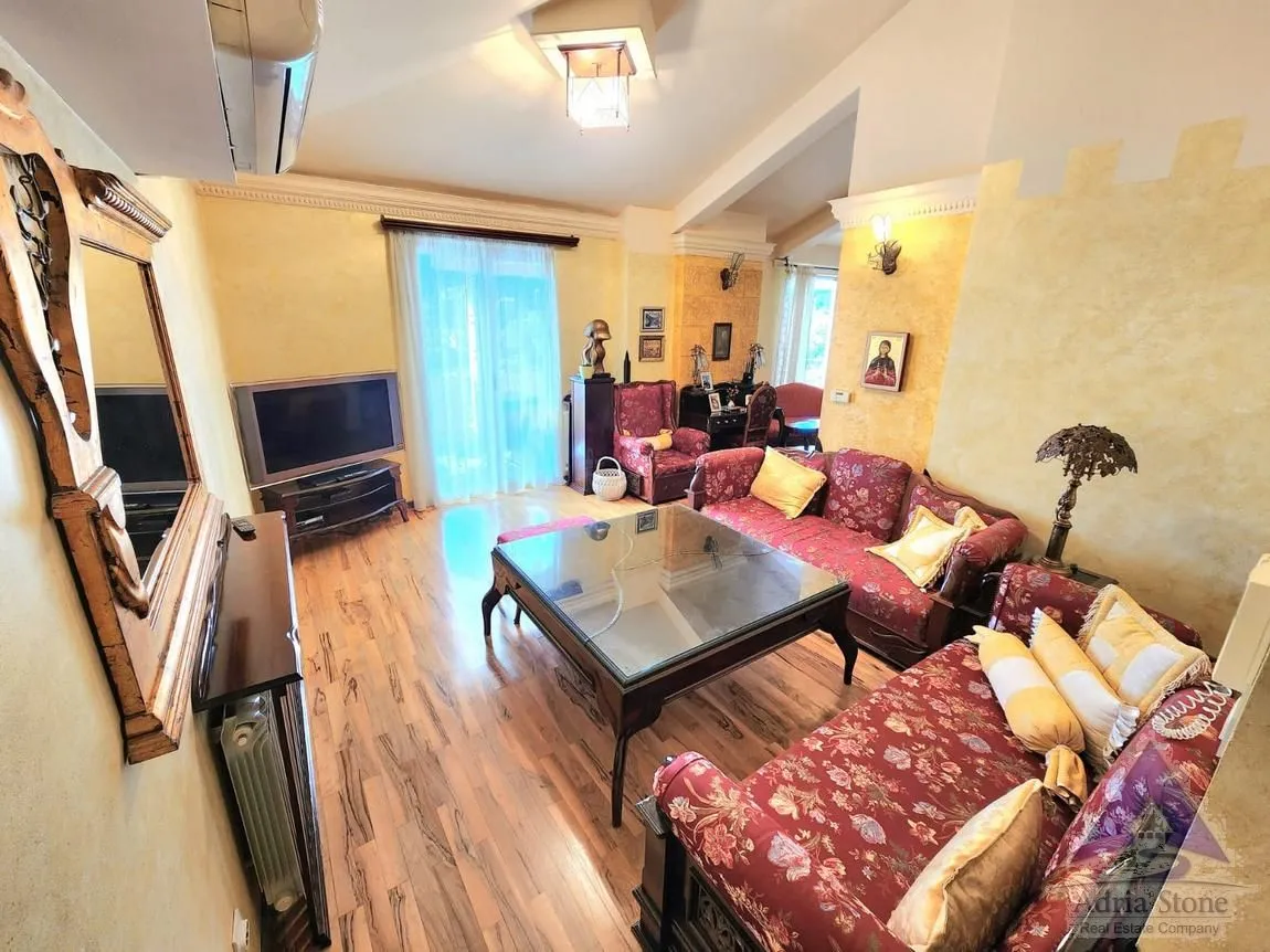 Prodaja, trosoban stan, 179m², Rozino, Budva